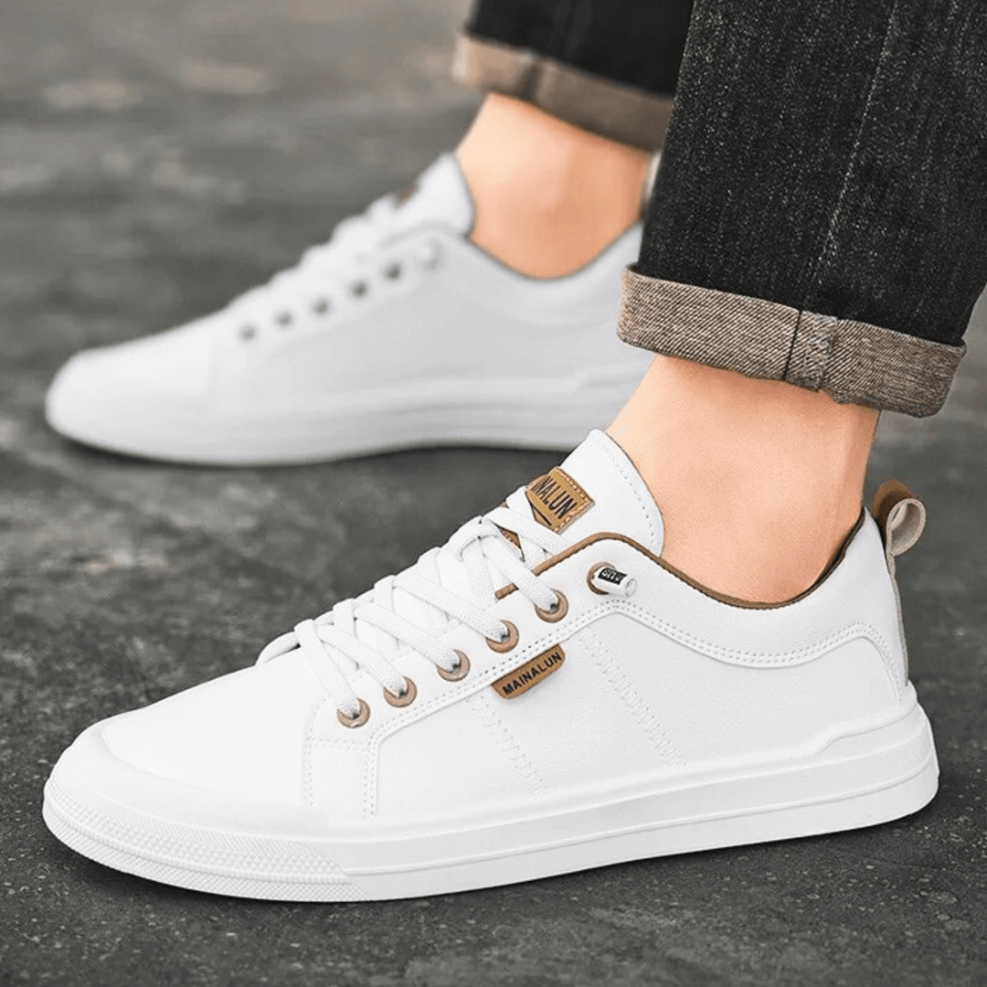 Sneakers uomo versatili, perfette per ogni look casual e tempo libero.