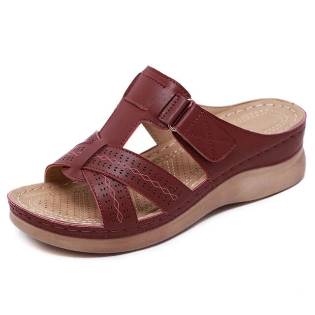 Sandali da donna ComfortWave ortopedici, ideali per supporto e benessere del piede. Perfetti per l'estate.
