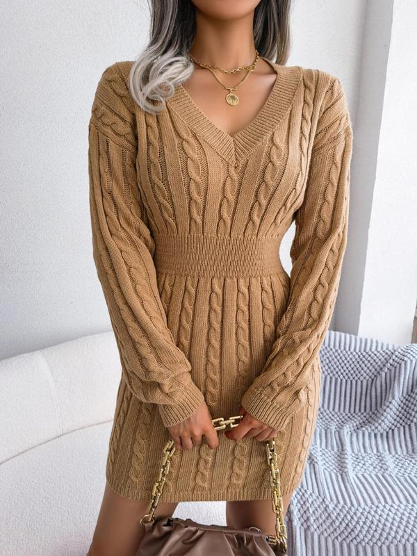 Abito midi donna elegante in maglia con scollo a V e vita sagomata. Perfetto per look casual o chic.