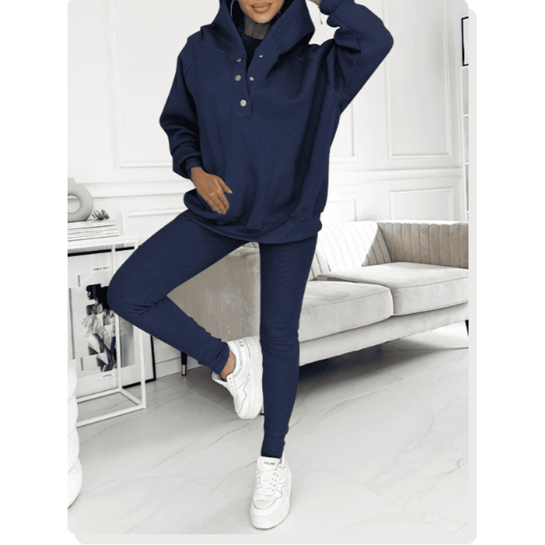 Tuta oversize donna 3 pezzi per loungewear: felpa, leggings. Perfetta per momenti di puro relax e comfort.