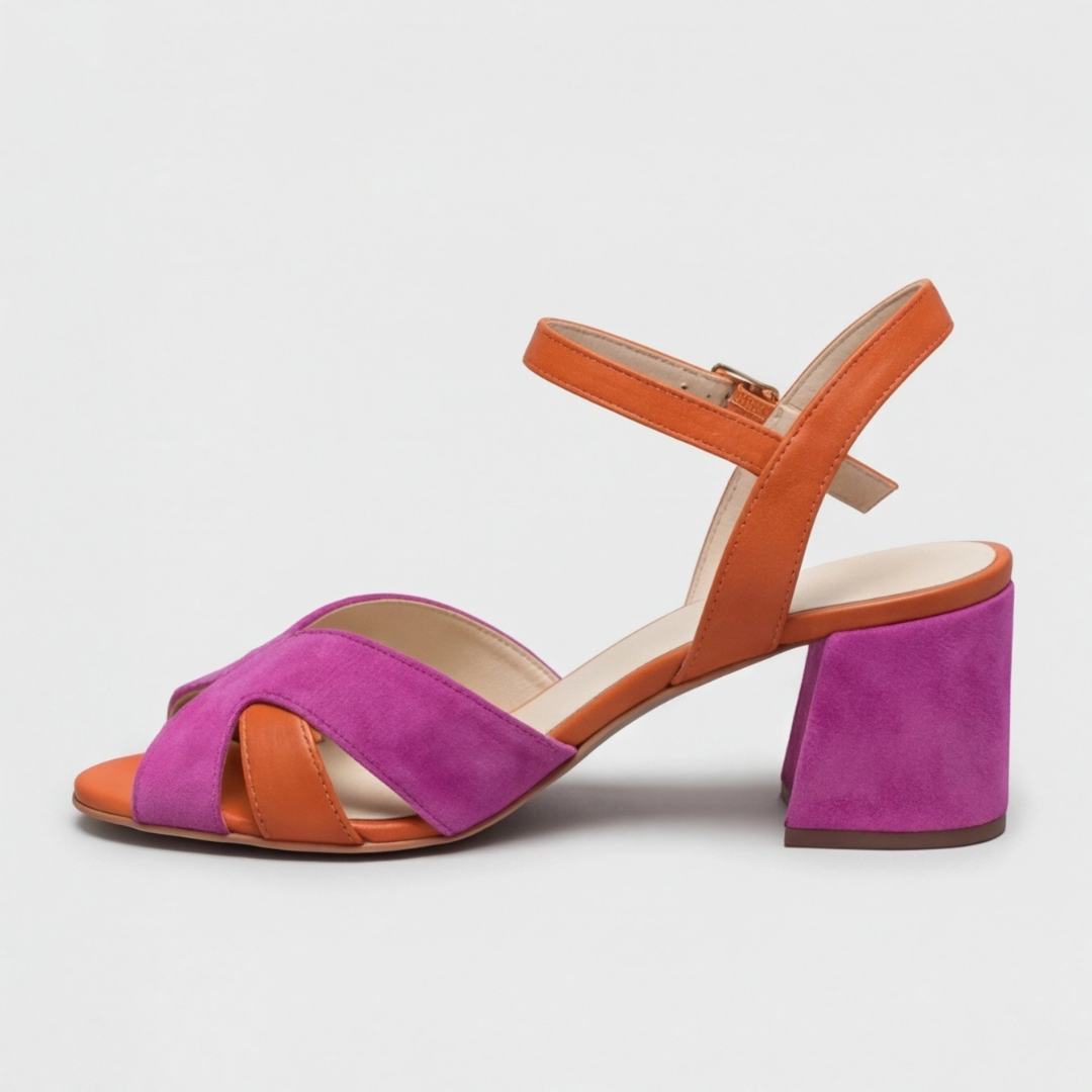 Sandali donna con cinturino alla caviglia regolabile e tacco grosso. Calzature estive rosa per moda donna.