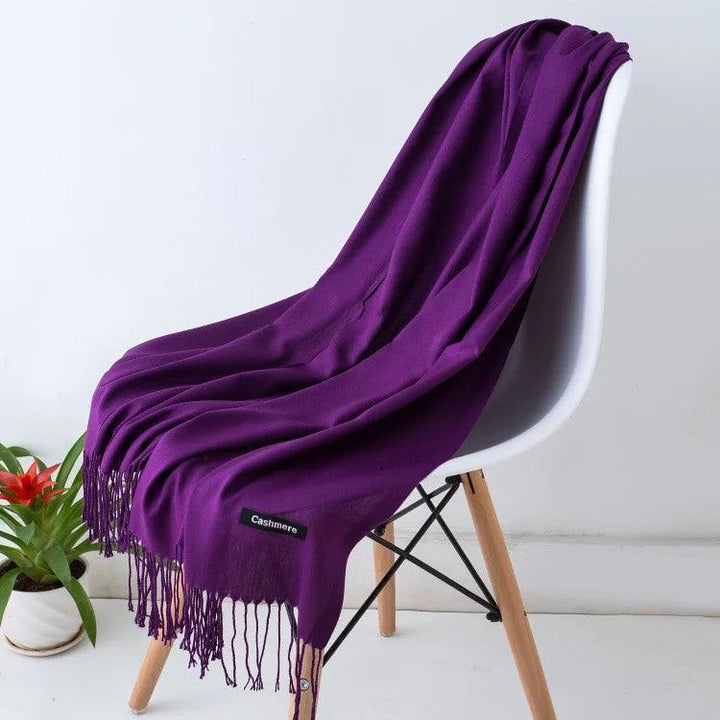 Sciarpa in cashmere morbido e soffice per donna, con frange intrecciate.