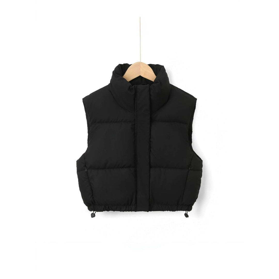 Gilet donna corto, piumino leggero, trapuntato. Senza maniche e collo alto per stile moderno autunno-primavera.