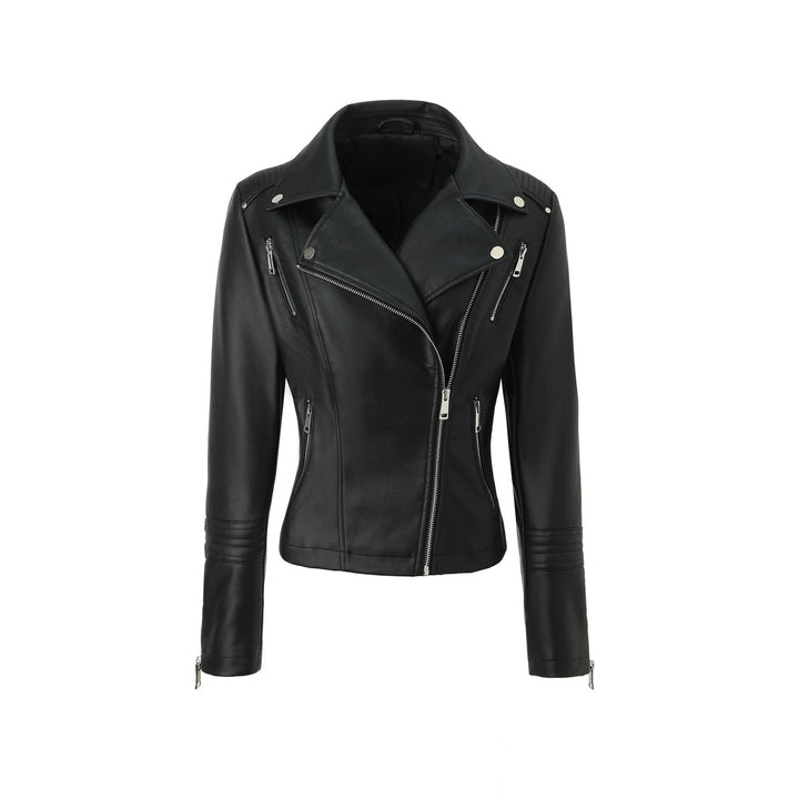 Giacca biker donna nera con zip asimmetrica e spalle trapuntate. Stile rock moderno, capo spalla versatile.
