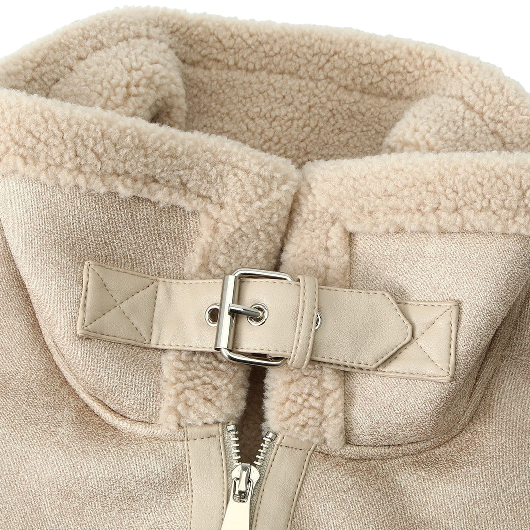 Gilet aviatore donna caldo e stiloso per autunno/inverno. Con zip e collo fibbiato. Abbigliamento outerwear femminile.