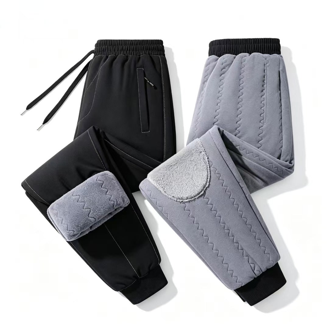 Comodi joggers donna trapuntati per l'inverno. Abbigliamento caldo e casual, perfetto per relax e attività quotidiane.