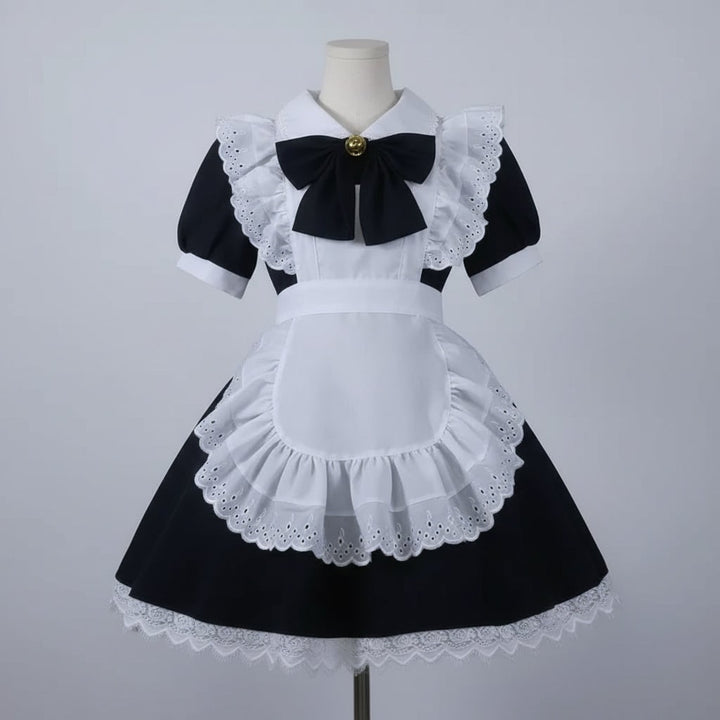 Elegante costume da cameriera Halloween per donna, con grembiule e raffinati dettagli in pizzo.