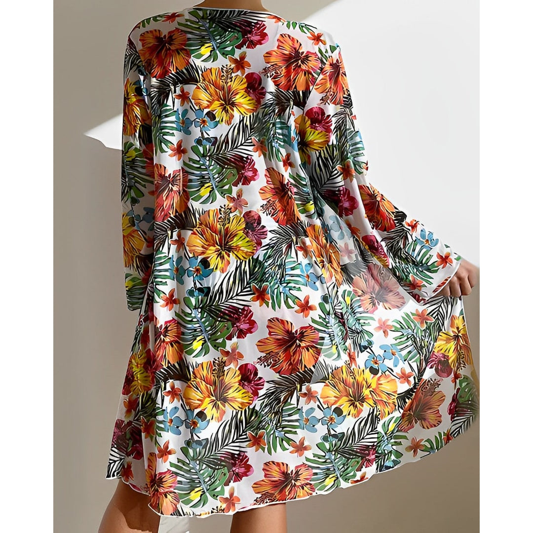 Bikini donna vita alta e top coordinato con kimono abbinato. Set 3 pezzi moda mare per vacanze estive.