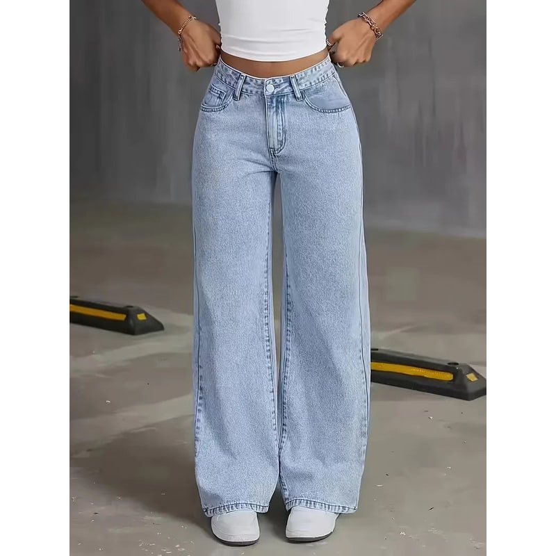 Jeans donna vestibilità comoda, vita alta e gamba dritta larga, un must-have per la moda primavera estate.