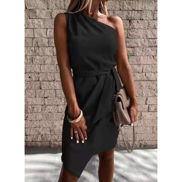Abito midi donna elegante monospalla con vita annodata, ideale per cocktail, lauree ed eventi primaverili/estivi.