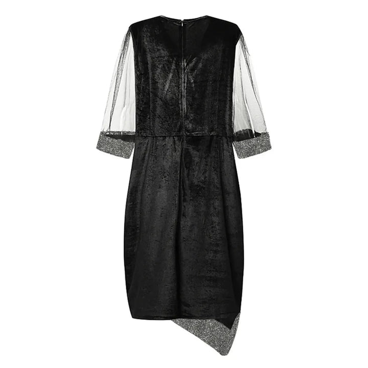 Versatile vestito midi donna per cerimonie o serate, con paillettes brillanti e maniche velate.