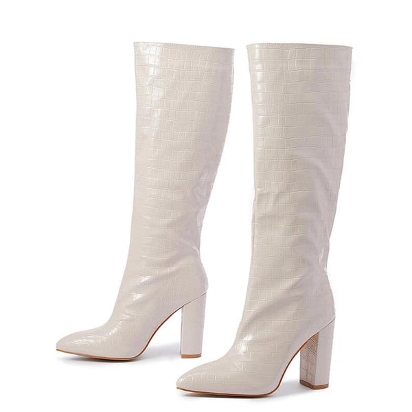 Stivali donna al ginocchio con tacco a blocco e punta. Design raffinato effetto coccodrillo per un look chic.