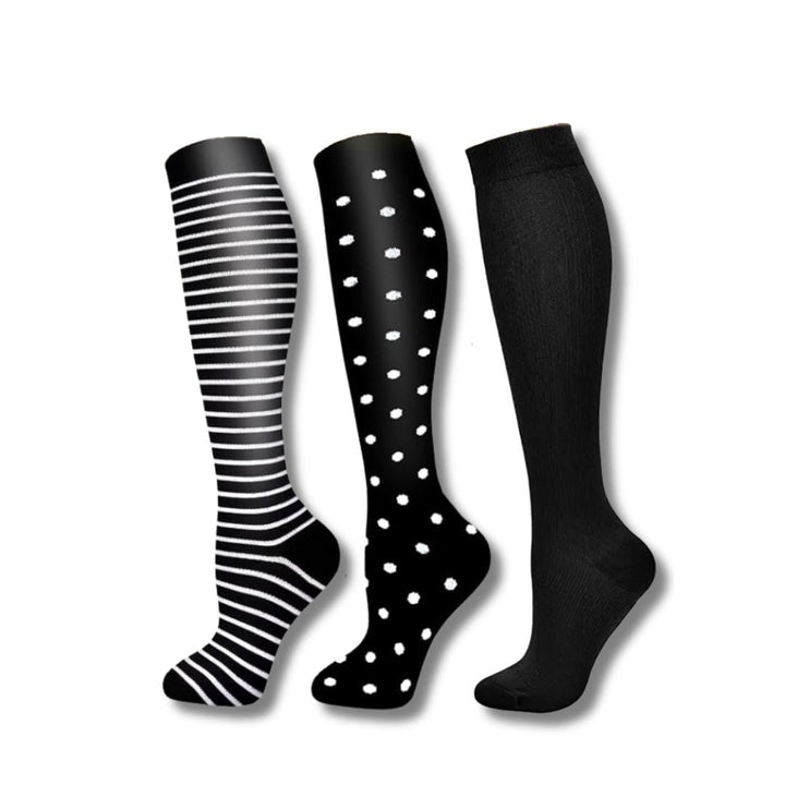 Calze a compressione al ginocchio donna per attività sportive. Offrono supporto e migliorano la circolazione.