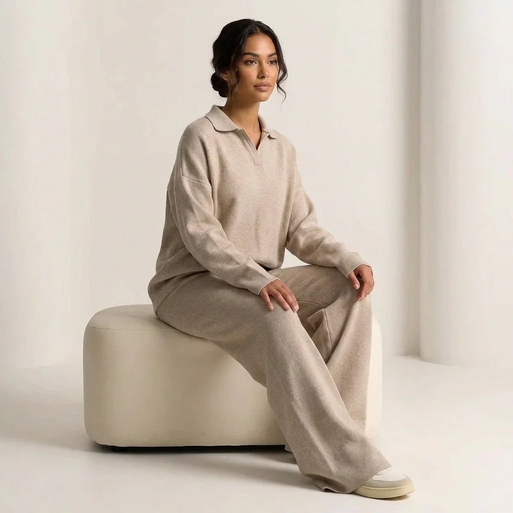 Pantaloni ampi del completo lounge donna, fluidi ed eleganti, per un relax senza pari.
