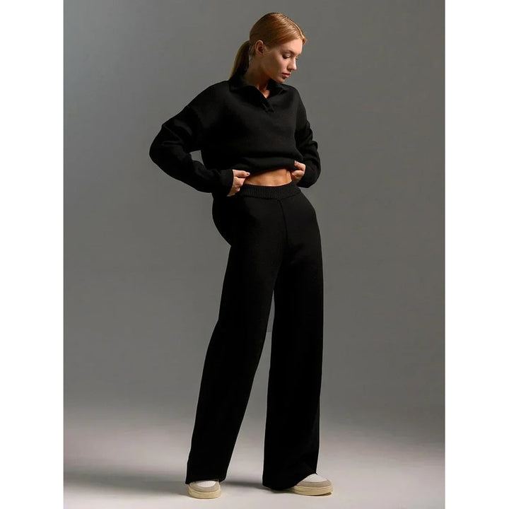 Abbigliamento casa donna: Set completo con maglione polo e pantaloni larghi, perfetto per un relax chic.
