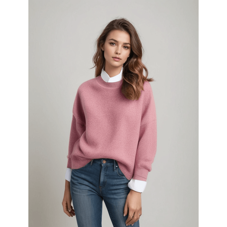 Maglione donna oversize girocollo, stile rilassato con polsini a costine. Ideale per il tuo look casual e comodo.