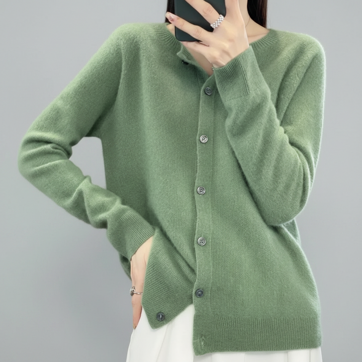 Comodo cardigan donna a maniche lunghe con bottoni, ideale per il relax o l'ufficio.