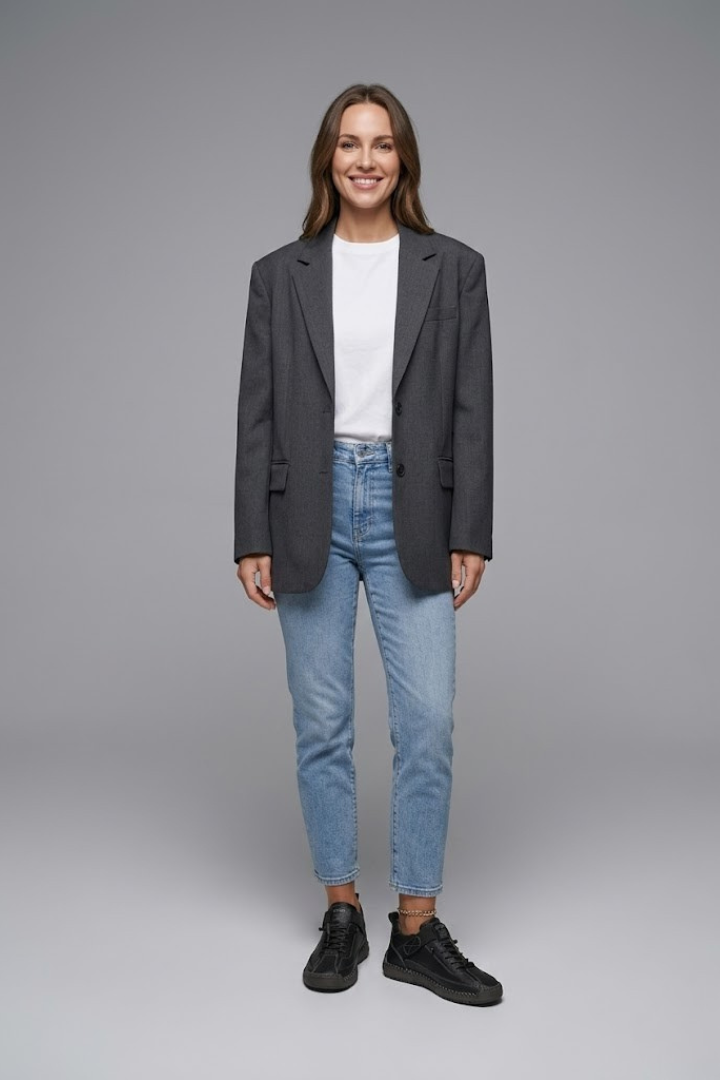 Scarpe slip-on da donna eleganti per stile casual. Sneakers comode con suola cucita, perfette ogni giorno.