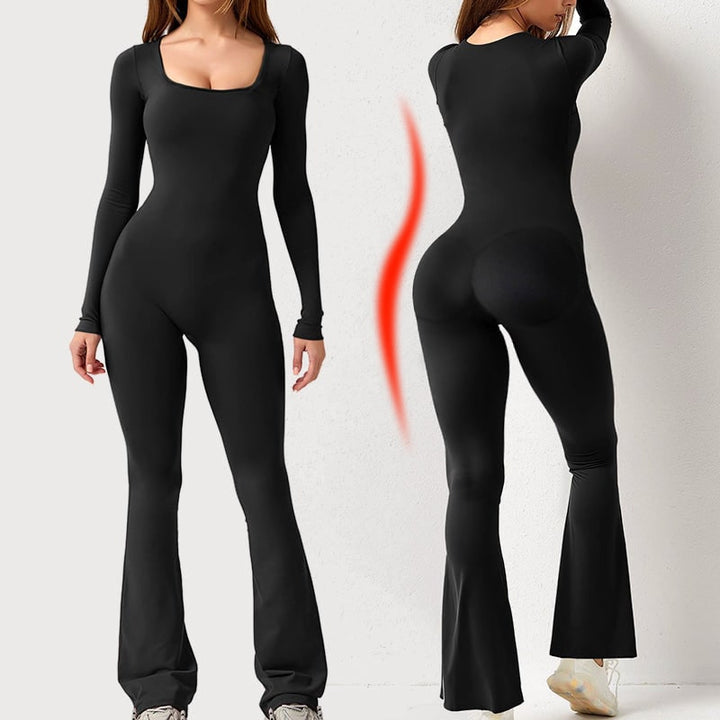Outfit donna: tuta intera con scollo quadrato, gamba svasata. Versatile per eventi o casual, un capo di moda essenziale.