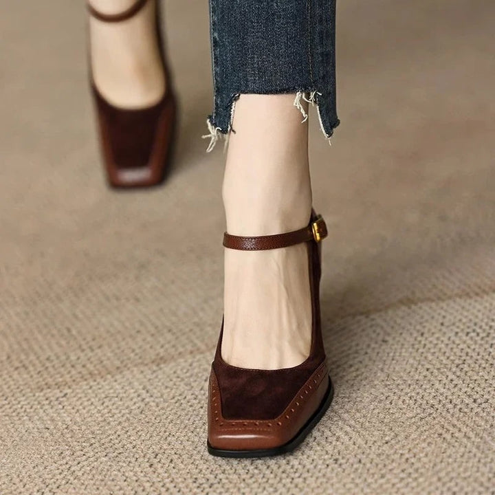 Scarpe Mary Jane da donna confortevoli, tacco a blocco e punta quadrata. Calzature casual chic con cinturino.