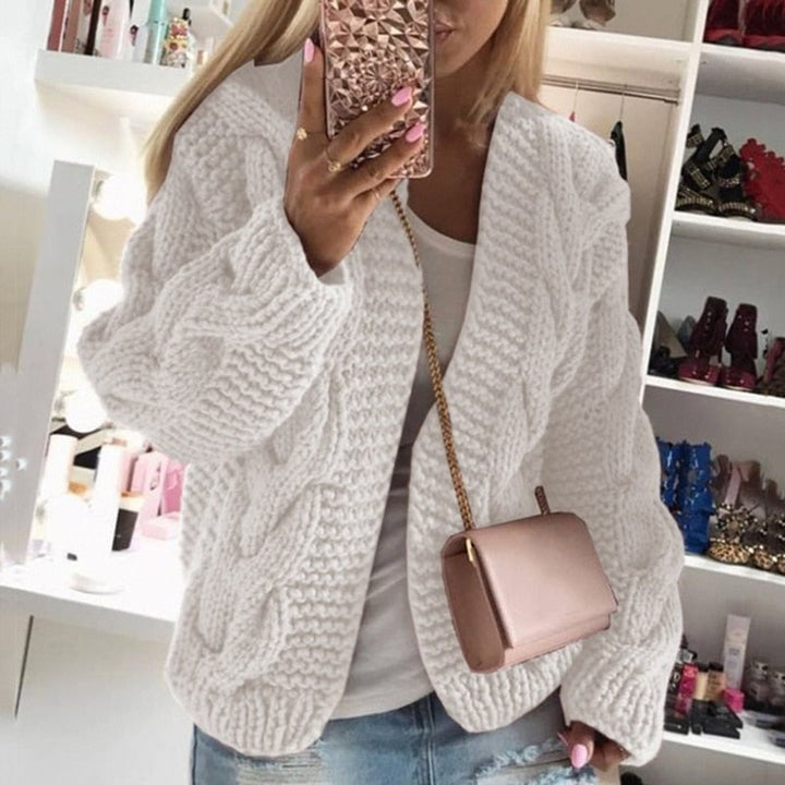 Cardigan donna oversize a trecce, caldo e aperto, per un abbigliamento casual elegante in autunno inverno.
