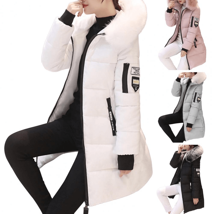 Piumino donna invernale trapuntato, giacca moderna a mezza lunghezza con cappuccio, stile moda.