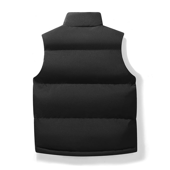 Piumino donna leggero e caldo, gilet trapuntato con collo alto. Comfort e stile per moda autunno.