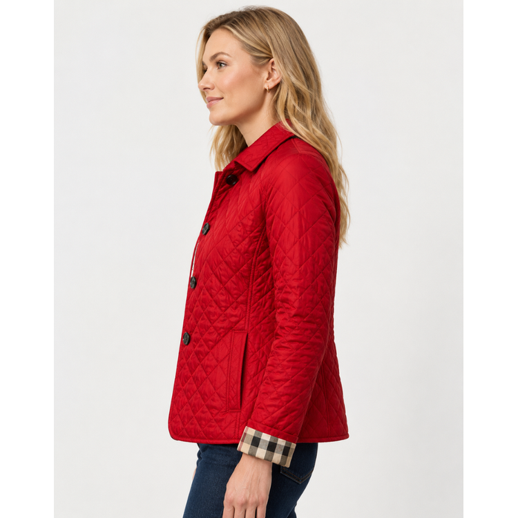 Giacca donna trapuntata con bottoni, comoda ed elegante, adatta a ogni occasione.