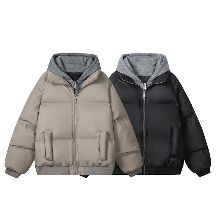Giacca donna invernale trapuntata con cappuccio, doppia zip, design moderno e alla moda.