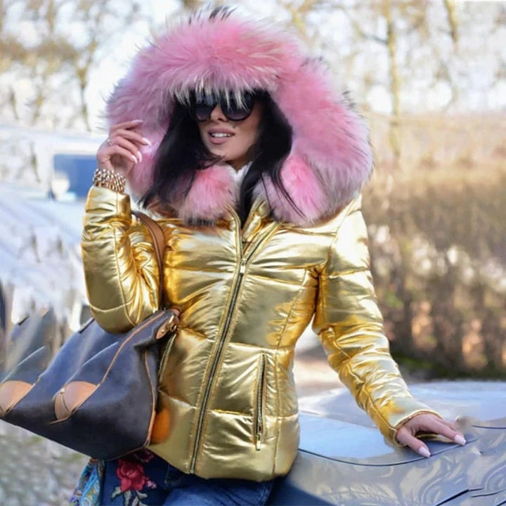 Giacca piumino donna metallizzata trapuntata, ideale per l'abbigliamento invernale. Calda e di tendenza.