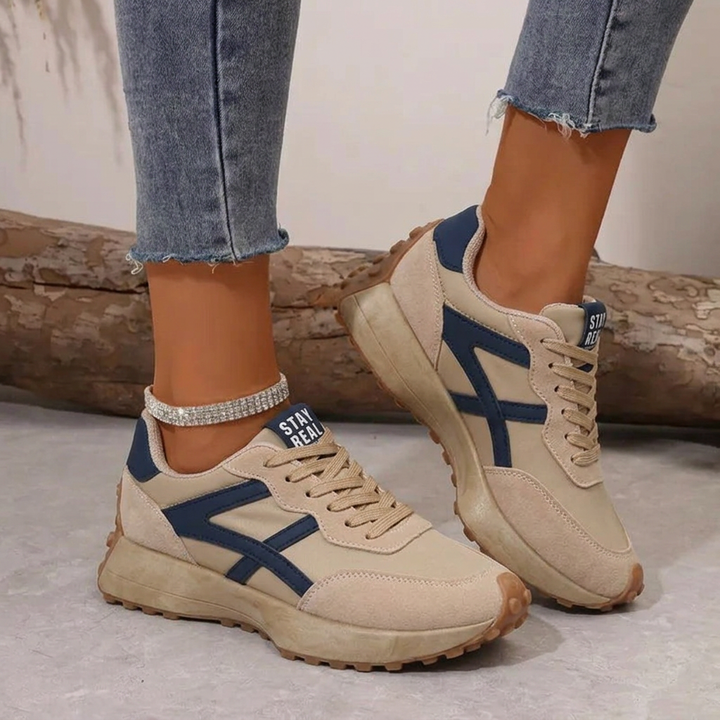 Calzature donna comode, retro running con suola ammortizzata, perfette per uno stile vintage quotidiano.