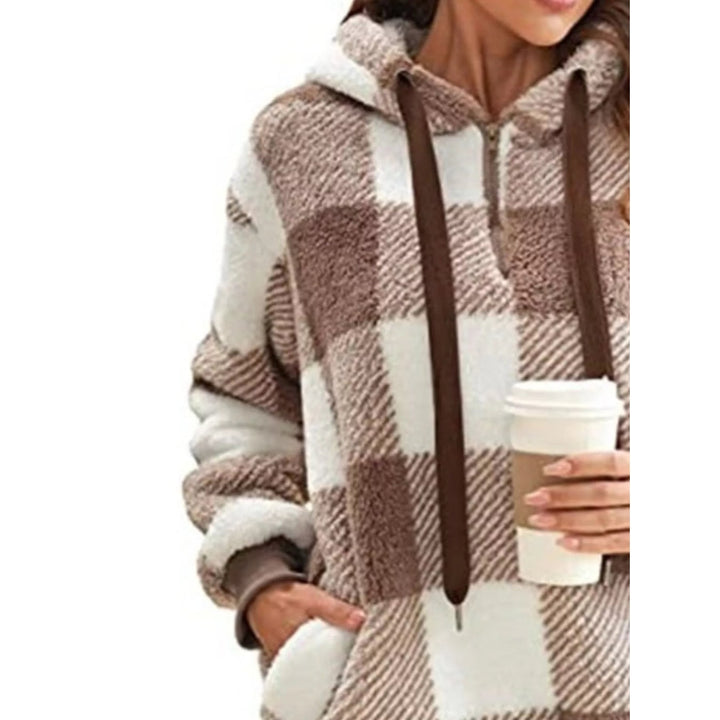 Felpa donna con cappuccio e mezza zip, motivo scozzese, per un look rilassato.
