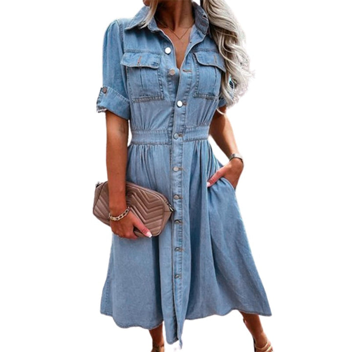 Vestito camicia midi donna elegante ma casual con bottoni, maniche corte. Ideale per l'estate, comodo e chic.