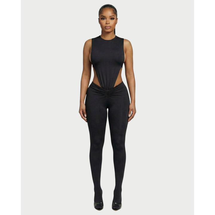 Completo due pezzi donna: Body scolpito e leggings a vita alta arricciati, vestibilità aderente per stile chic.