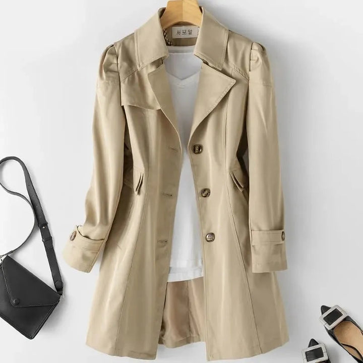 Trench donna idrorepellente classico beige, perfetto per autunno/primavera. Cappotto elegante con revers a punta.