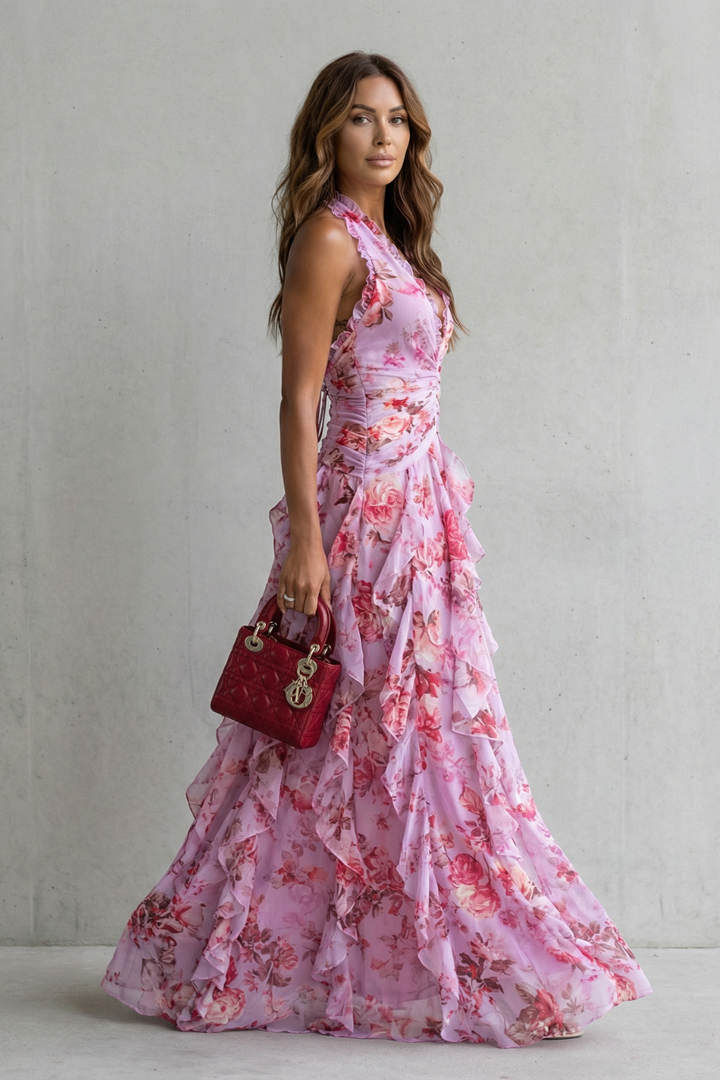 Maxi dress estivo donna, stampa a fiori vivace, scollo all'americana, balze fluide. Perfetto per feste.