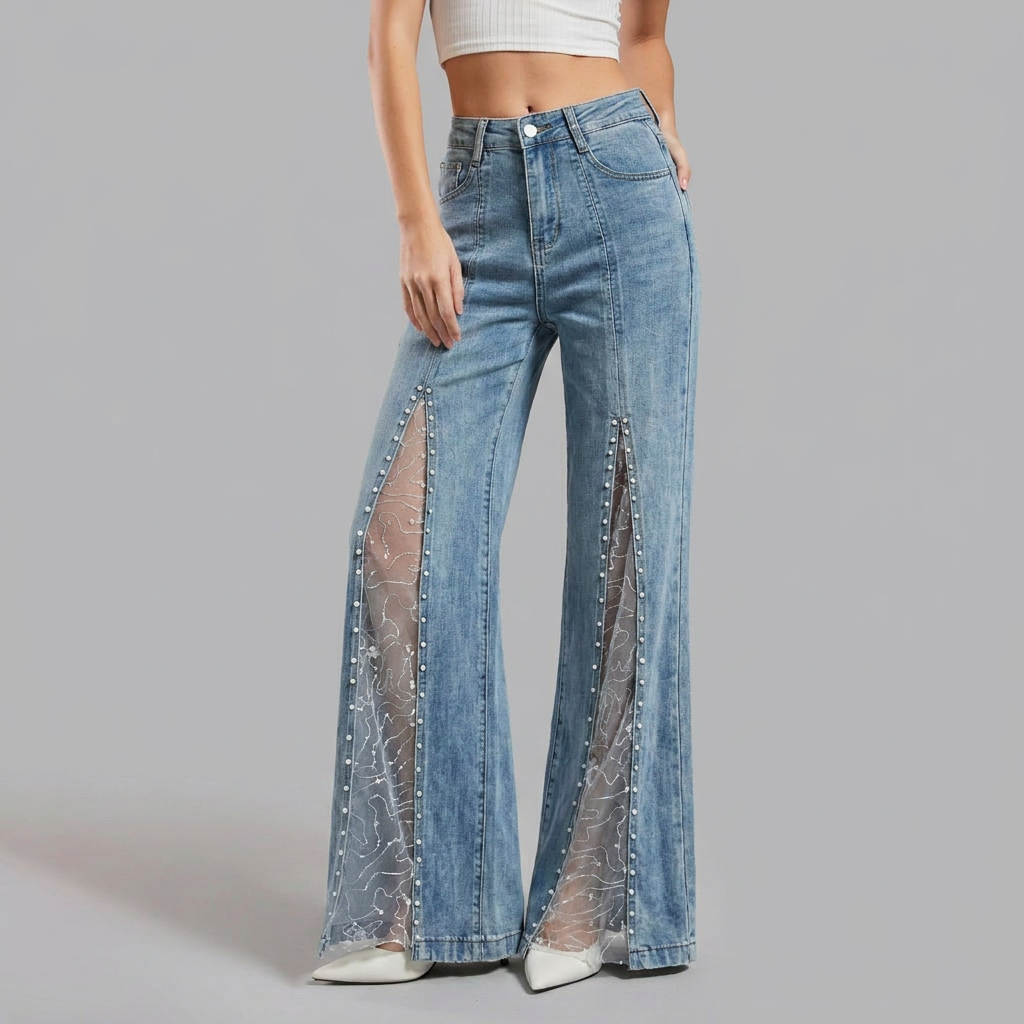 Jeans donna baggy vita alta con inserti in rete trasparente. Perfetto per un look casual chic e di tendenza.