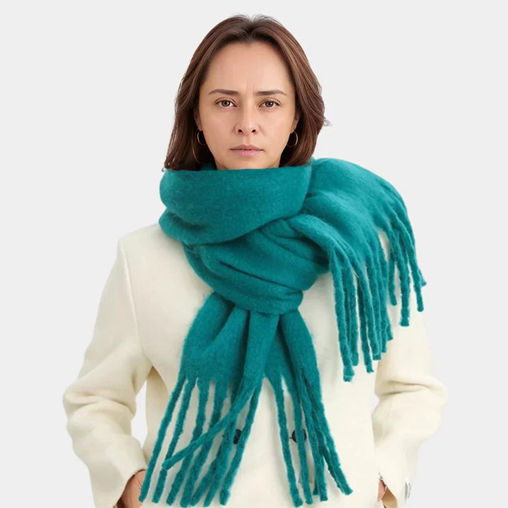 Sciarpa da donna in maglia calda oversize, con nappe decorative e frange, ideale per l'inverno e outfit alla moda.