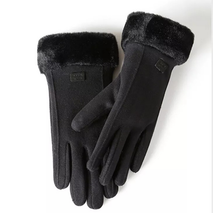 Accessori moda invernali: guanti donna scamosciati con pelliccia sintetica, caldi, eleganti e comodi per il freddo.