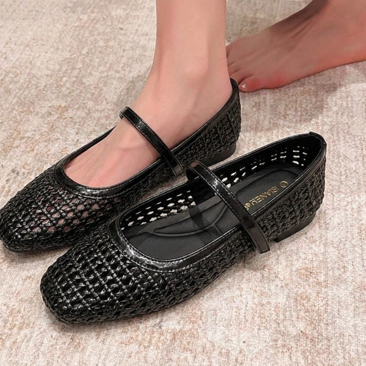 Scarpe basse da donna Mary Jane con punta quadrata e cinturino regolabile, perfette per comfort quotidiano primavera/estate.