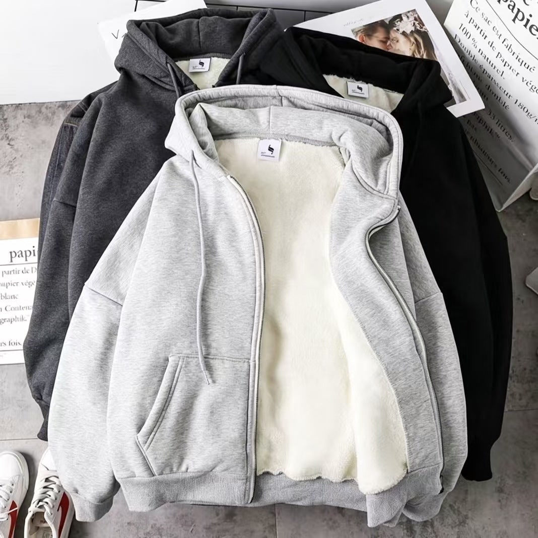 Felpa con cappuccio donna con cerniera, casual e calda, perfetta per autunno/inverno. Stile versatile e comfort.